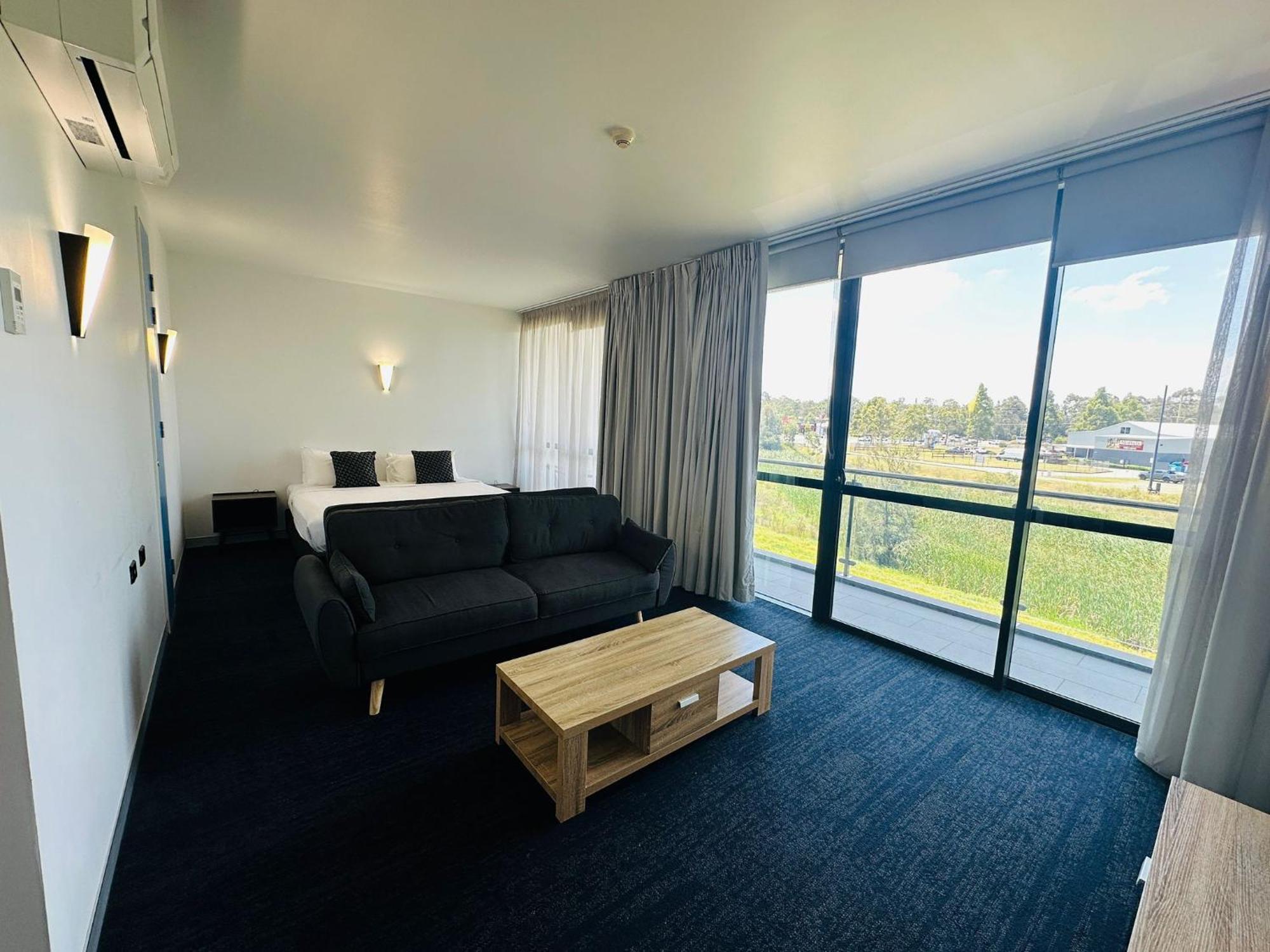 Thornton Executive Hotel メートランド エクステリア 写真